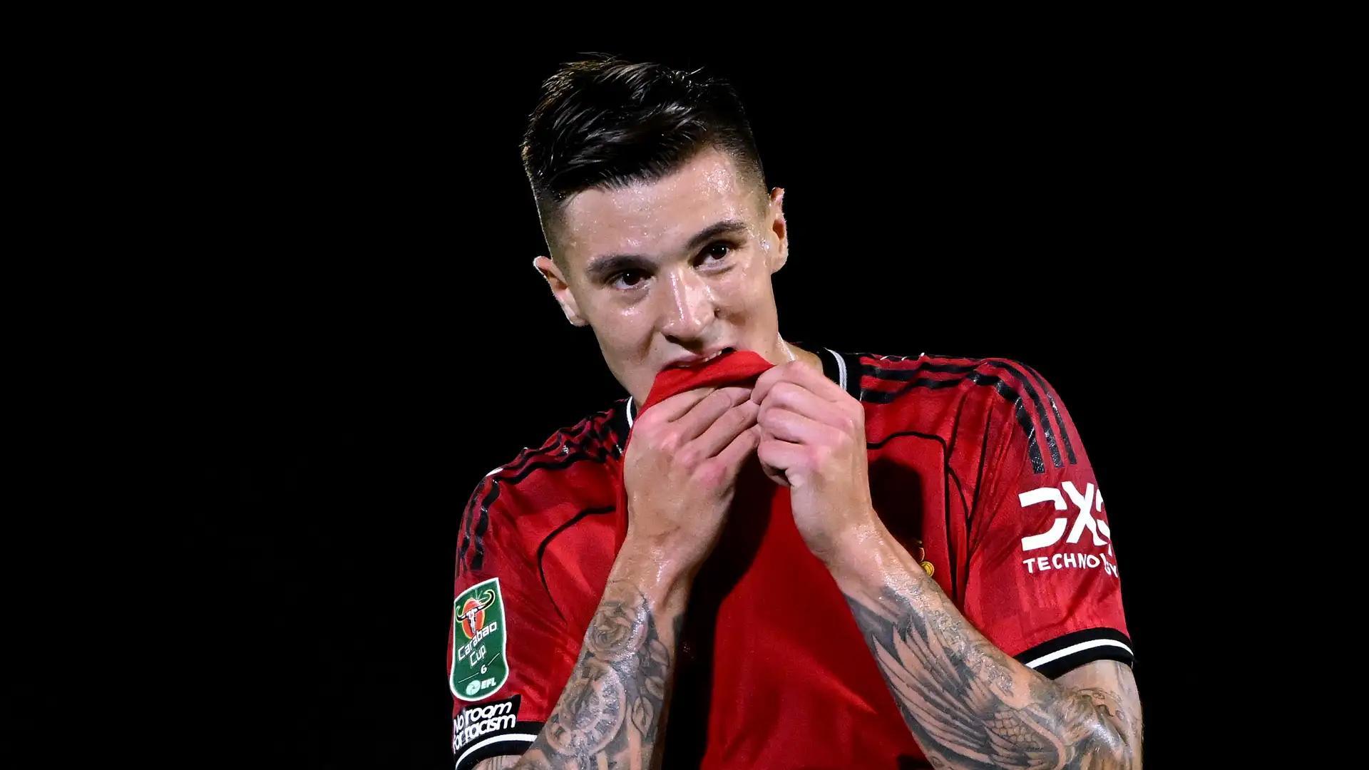 福勒：哲凯赖什比谢什科准备更充分，后者看起来像个青训球员