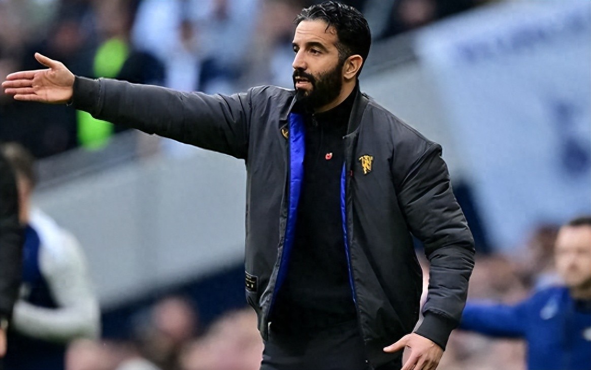 曼联酝酿重磅补强计划 或打包两大超级兽腰 一人估价超过1亿英镑